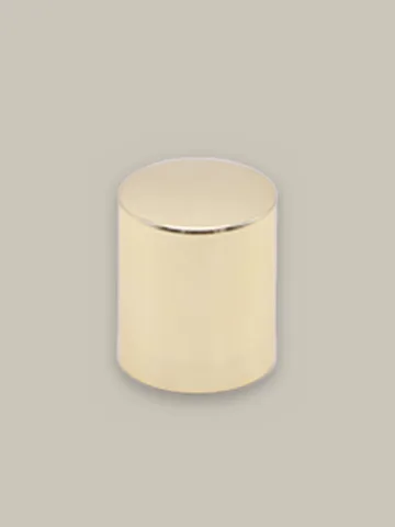 Designer cap, gold