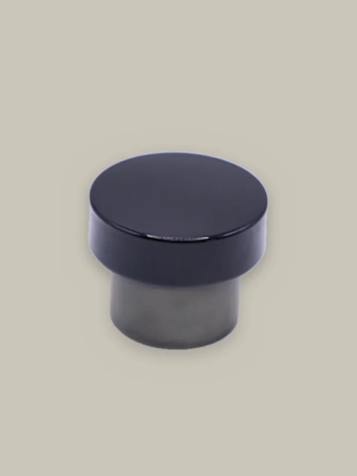 Designer cap, black